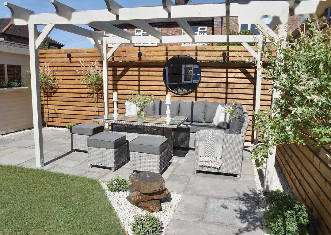 10款简单,实用的栅栏设计,让庭院变得更温暖!_手机搜狐网