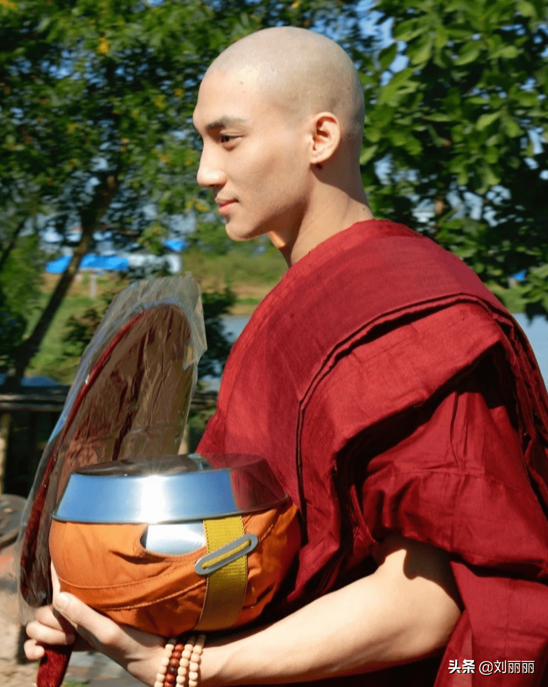 越剪越时尚男发来了和尚头飞机头大背头全都有你最想剪哪一款