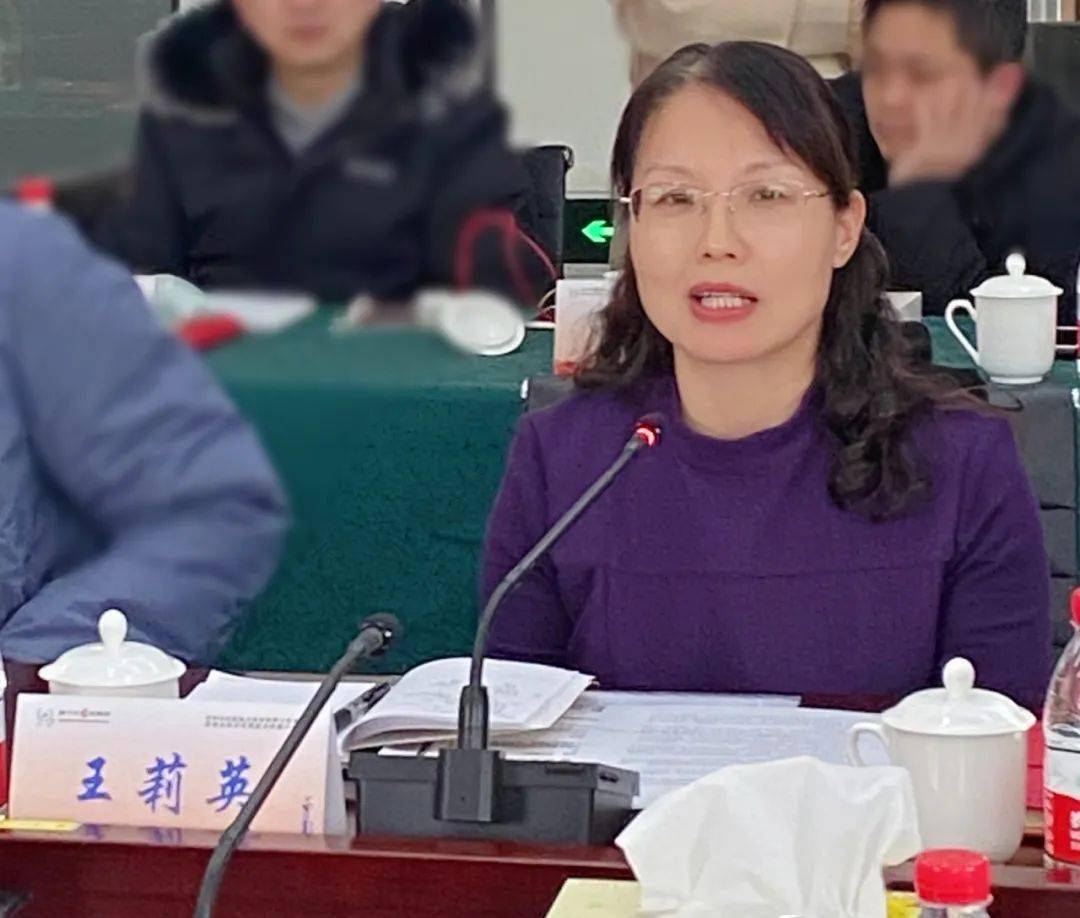 常州市第一人民医院药学部王莉英主任主持,有5项议程