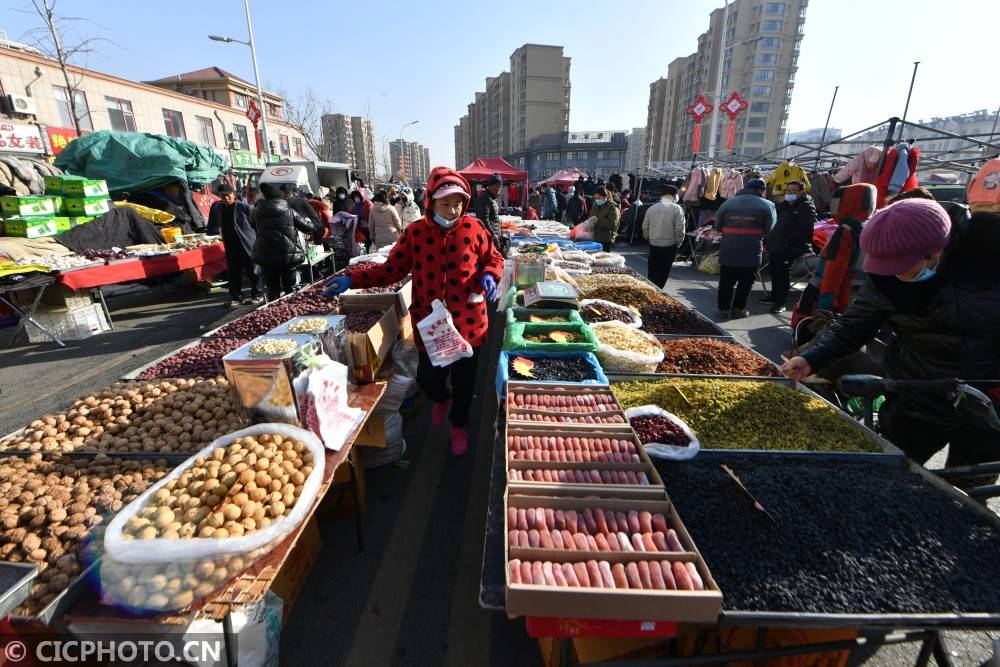 山东青岛:老集市的"人间烟火味"