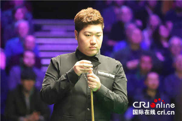 2020世界斯诺克大师_专访世界首位“00后”斯诺克大师赛冠军——颜丙涛