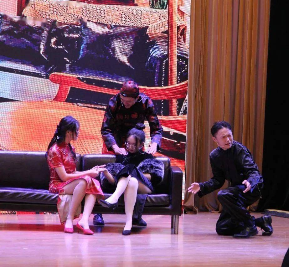 yhtis话剧团|公演《群猴》已谢幕,下一个故事又会是谁的舞台?_人物