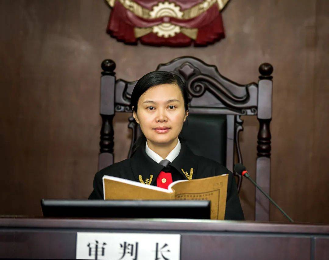 这些词,构成了春梅生命的底色