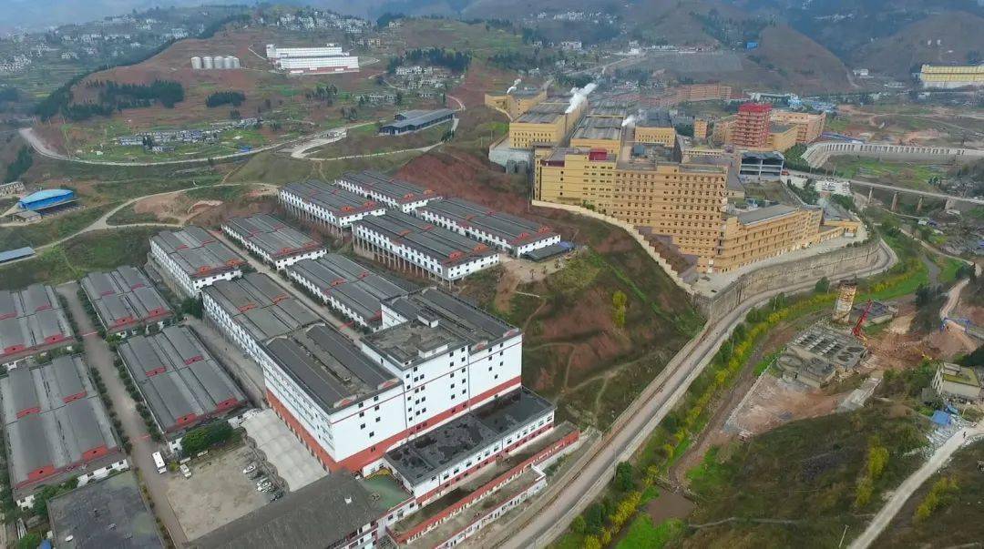 仁怀gdp1297亿_仁怀茅台镇图片(2)