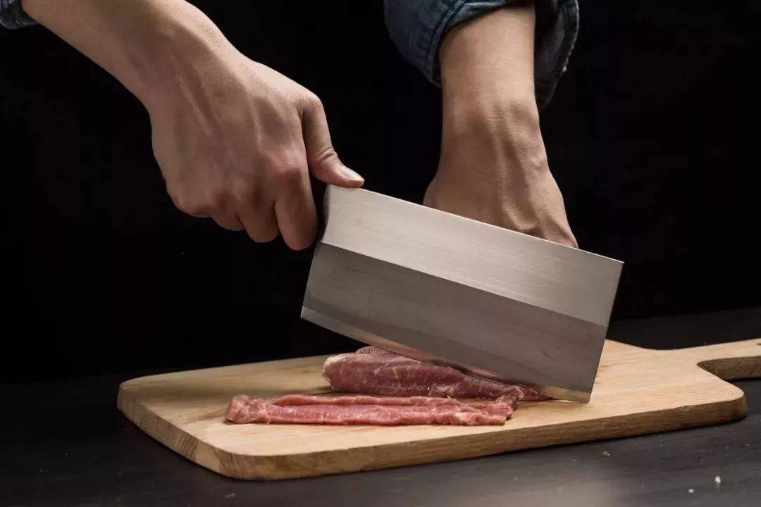 专为中国人设计的文武双刀切肉就像切豆腐