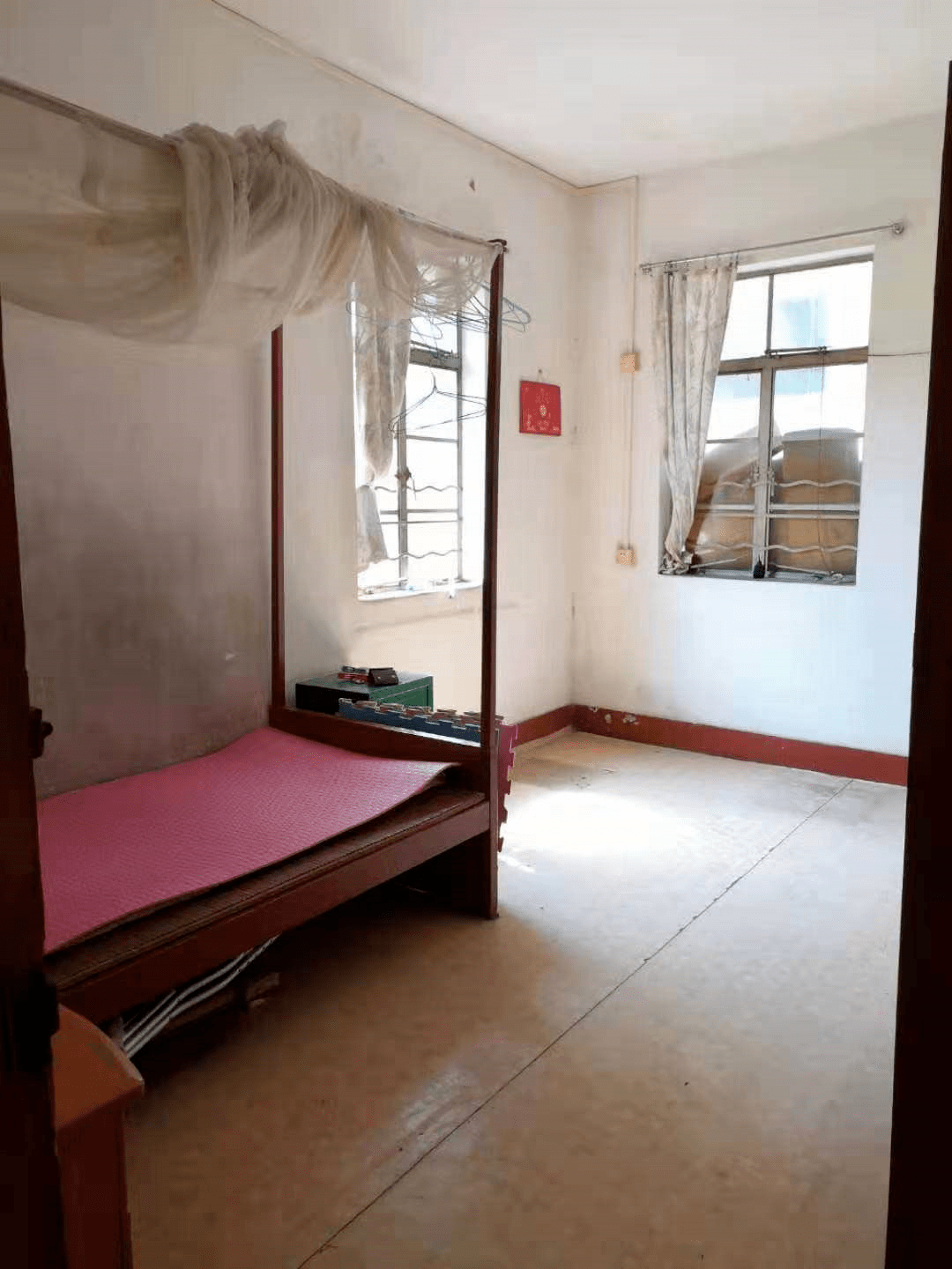 公司宿舍视频实拍 07b3a43d694e4c37993bc80e5e71f93e.png