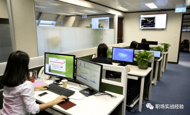 人到中年 请客吃饭时 不要邀请三类功利心太强的小人 销售