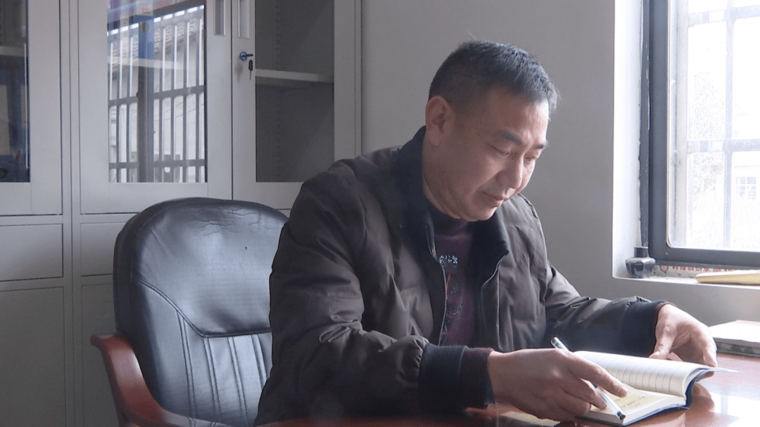 乐青常做人口_青3常华森照片(2)