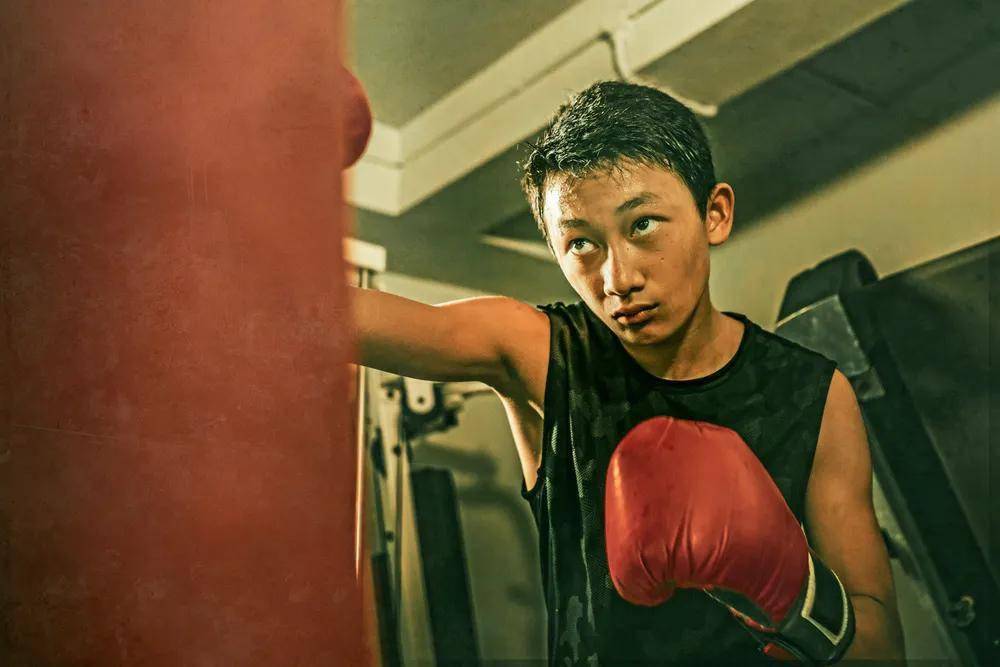 为了应对校园暴力他们送孩子学少儿搏击