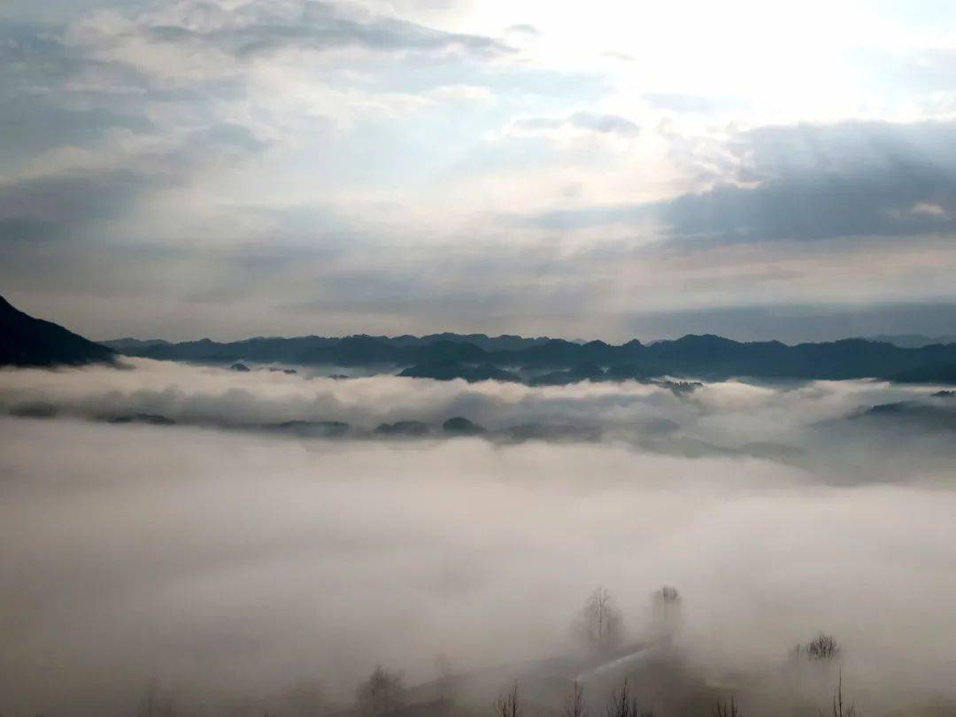 什么时候天气才会晴 322b85e599c3489894498ba2e7b5206d.jpeg