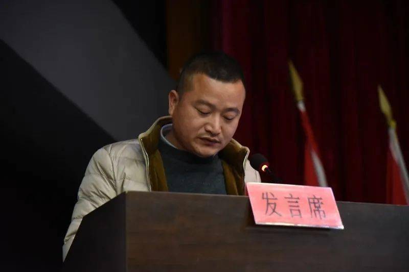 赤溪4个片区和14个科室开展擂台比武镇委书记金荣点评时提出殷切期望