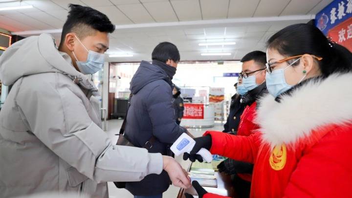 甘肃省有多少人口2021_甘肃省人口密度分布图(3)