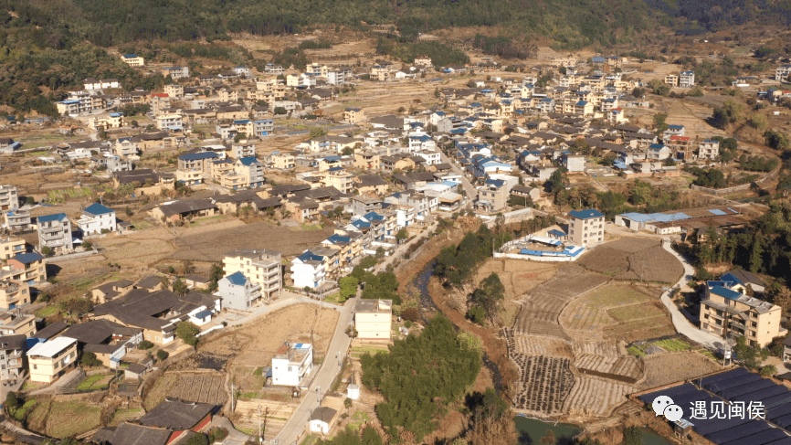 仁洲村,位于闽侯县荆溪镇关源里西北部,距县城约15公里.