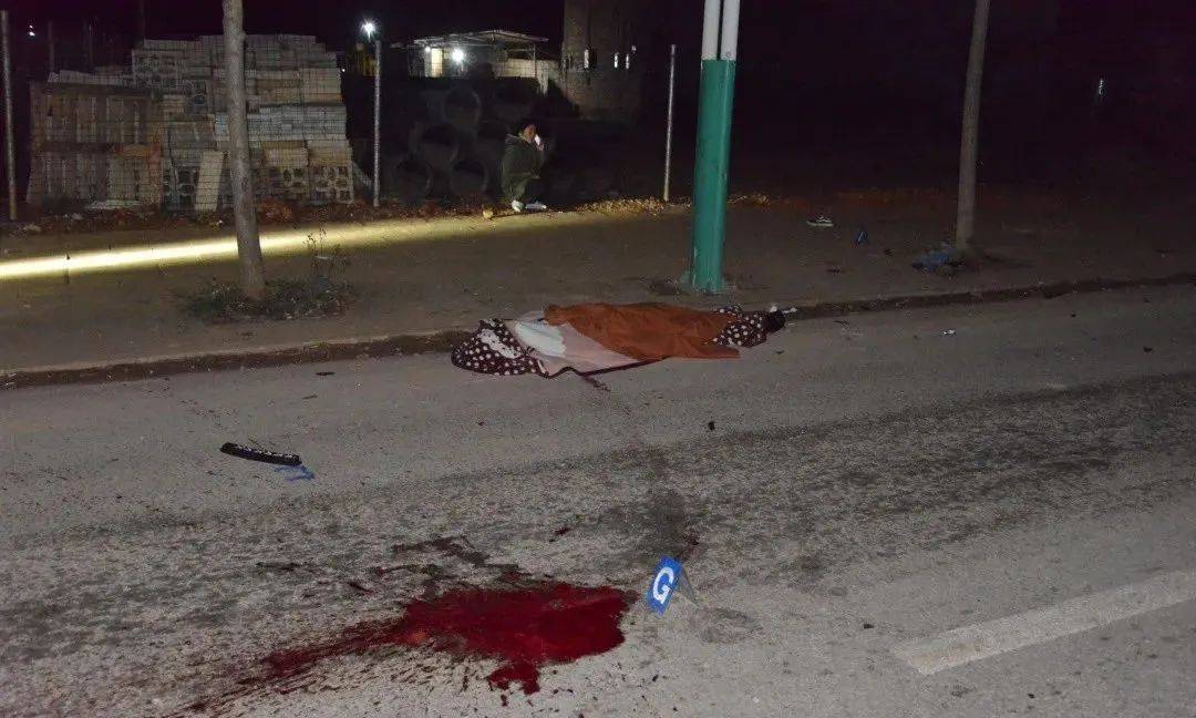 砚山昨日这场事故一死一伤!_平远镇