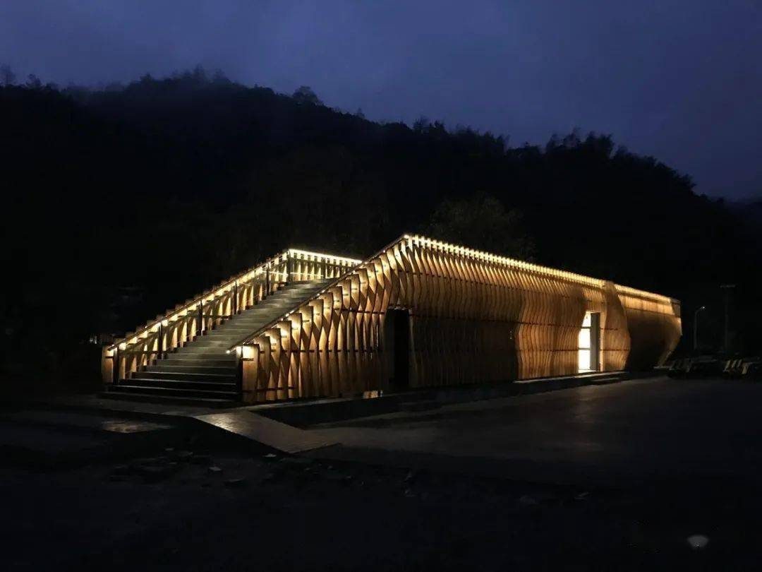 偏远乡村的初体验汤家庄村游客中心