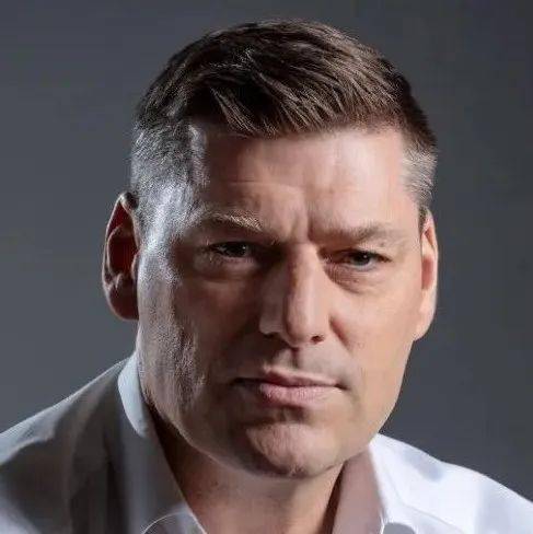 david litteken安利活动制作副总监bert lilore创始人兼执行总监beatr