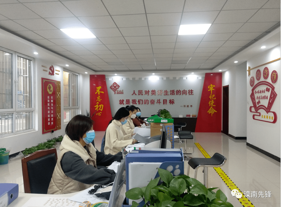 有3名优秀业委会党员委员担任社区党组织委员,2名物业服务企业党组织