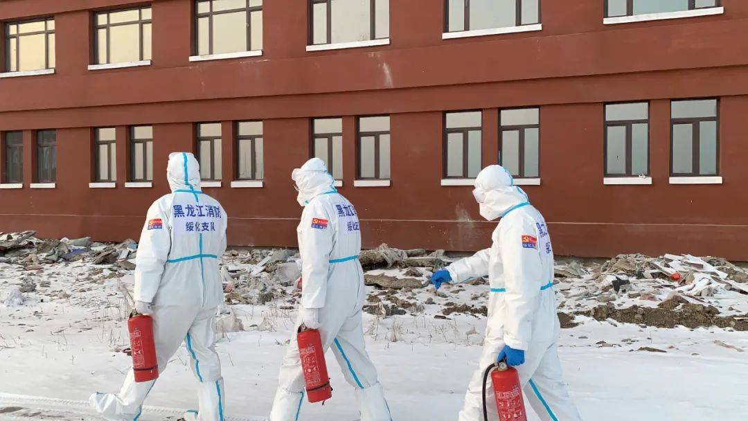 使命在肩抗疫有我望奎县消防救援大队深入备用隔离点开展防疫工作