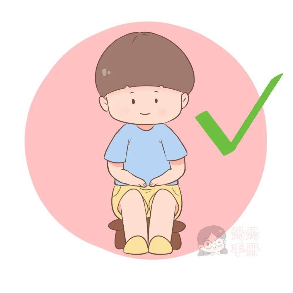 在一个公众场合,如果大家都坐的端端正正,反而孩子跷着腿坐,是一个不