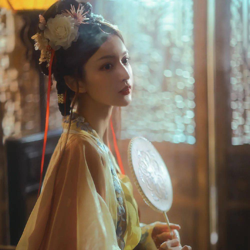 唯美意境古风女生头像山有木兮木有枝心悦君兮君不知