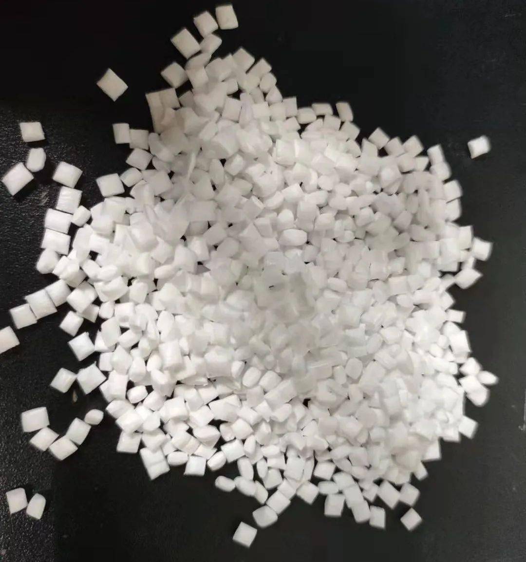 科大南迁50年50人在高新陶慷打造超级海绵可吸附10倍油污