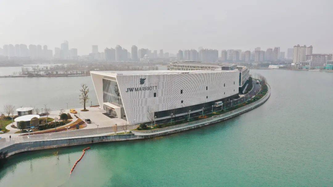 奉贤新城的上海东方美谷jw万豪酒店建造初期就受到了大家的关注,目前
