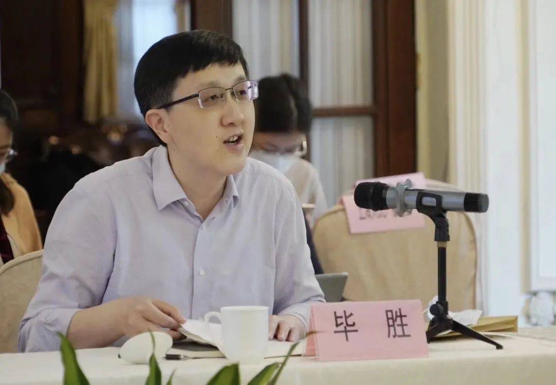 上海文艺出版社社长毕胜:把心交给读者.