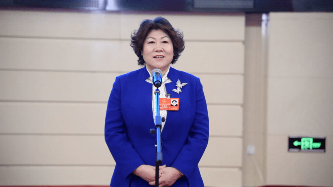 人大代表 云霖琼脱贫之后实施乡村振兴做精做优文旅产业是我们县的