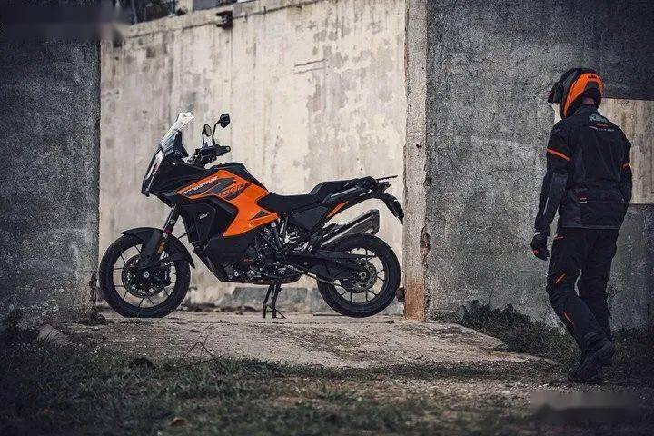 公升级adv最敏捷最强大改款之作ktm1290superadventures