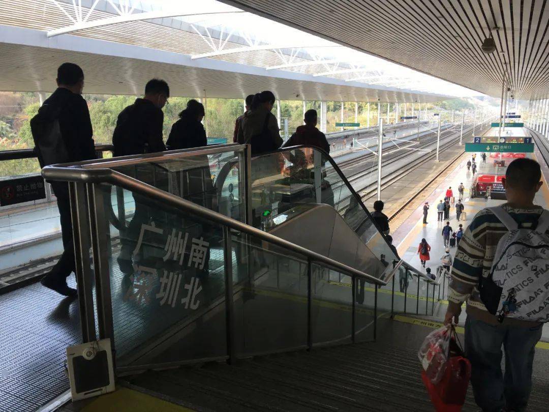 韶关站今起增开临客车次,其中两趟较为特殊