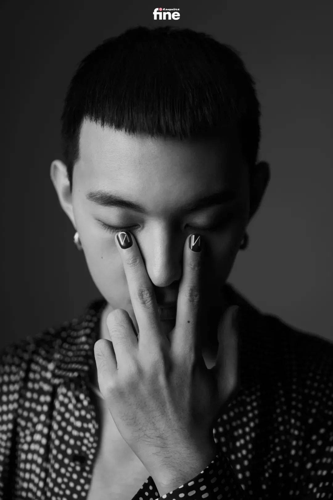 九拍大师兄安雨登上时尚先生杂志封面