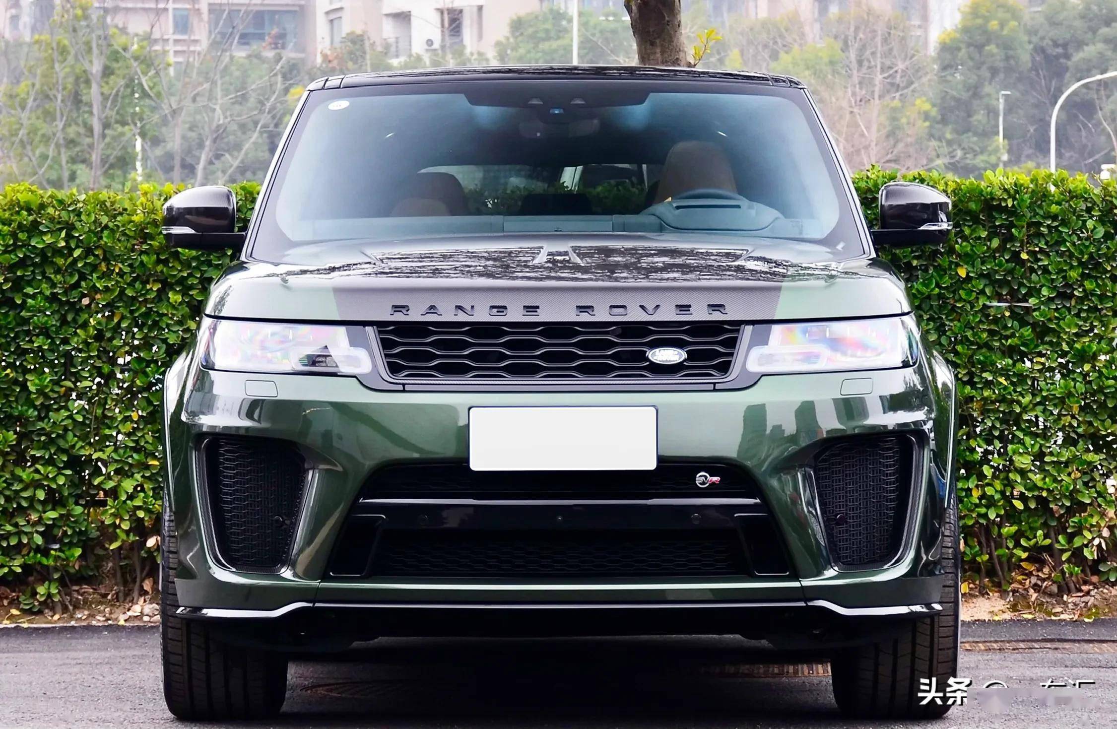 路虎揽胜运动svr定制版两吨多的大家伙也要玩速度激情