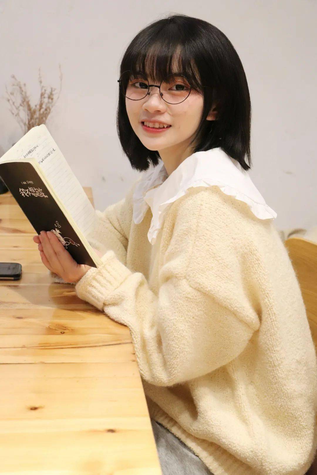 衡师潮人志太甜了小编用两年单身生活担保真人比照片更好看