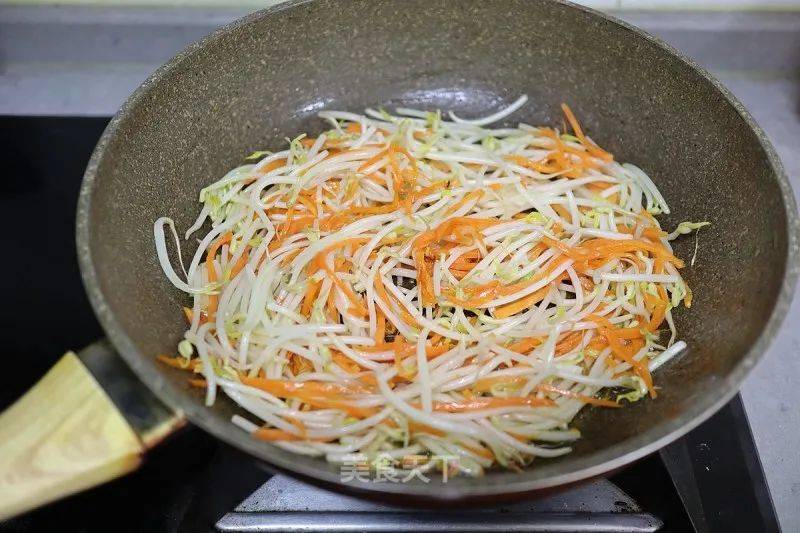 怎样快速发绿豆芽 7f5e33e7fbc84aaa991cc38d9349450c.jpeg