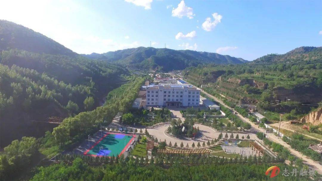 系列报道奋斗百年路启航新征程61脱贫攻坚答卷张渠便民服务中心产业