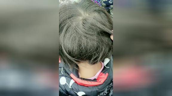 一瞬间鸡皮疙瘩都起来了(瞬间起鸡皮疙瘩几秒就消失)