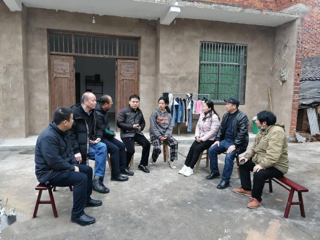 社市委專職副主委黃向陽,社市委社會服務部部長周建文等參加,醴陵市委