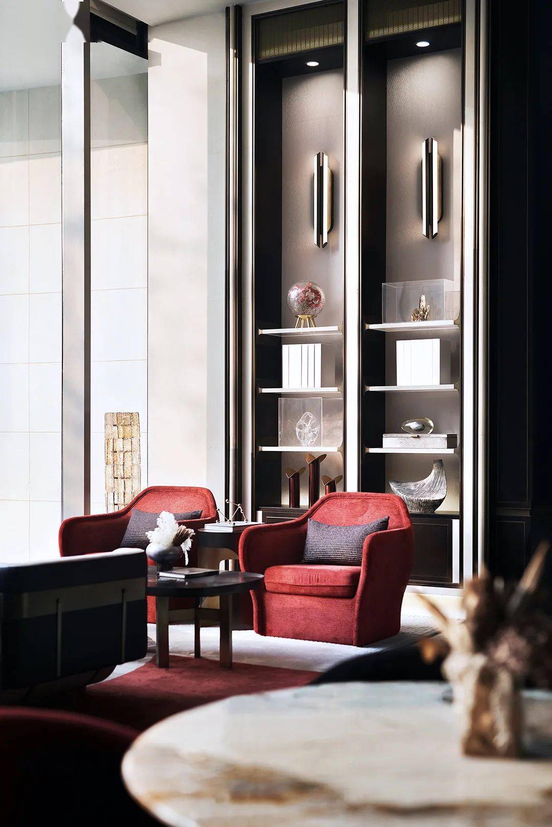 设计师作为文化输出者如何在当代语境中实现东方艺术形态的多元引领