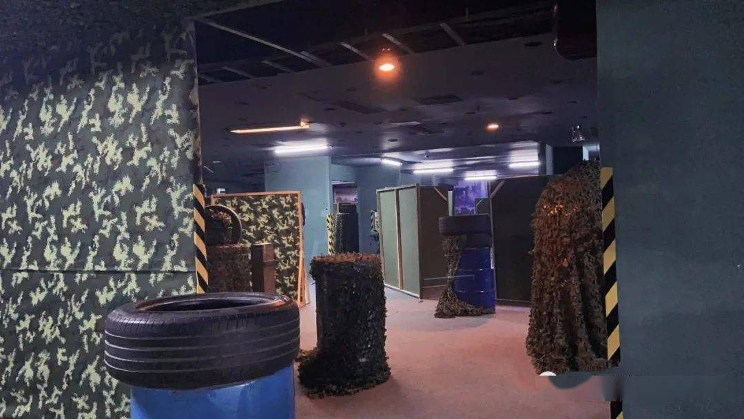 217和平精英竞技营一场现实版吃鸡游戏让孩子体会虚拟游戏里没有的