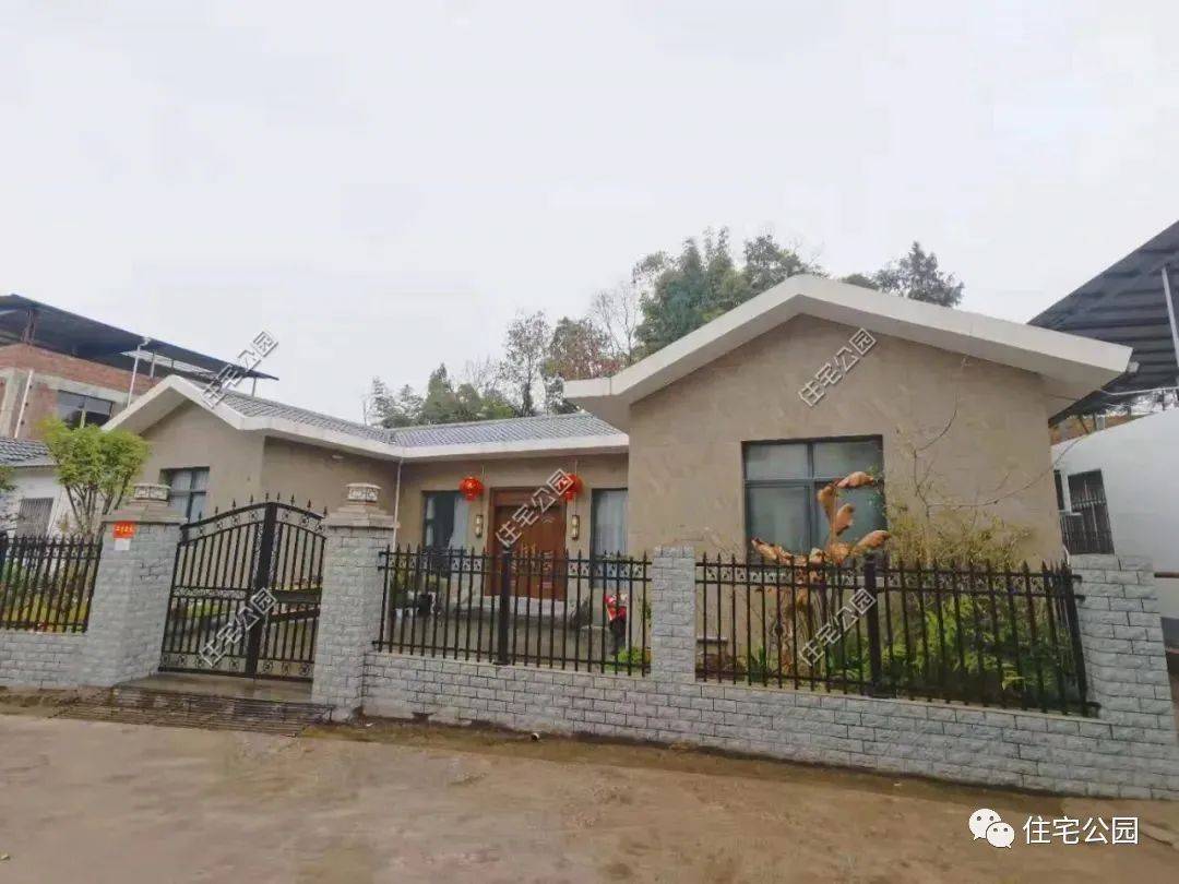 晒家丨25万回村建栋小平房,花园,菜地全齐了,这样的养老房安居又乐业