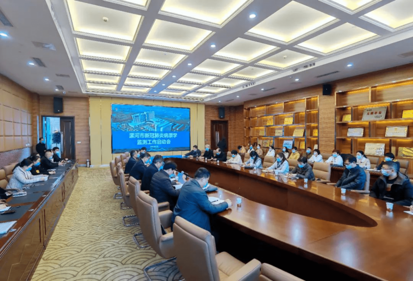 包含广安门医院代挂专家号服务慢病病情实时监测，及时调整方案的词条