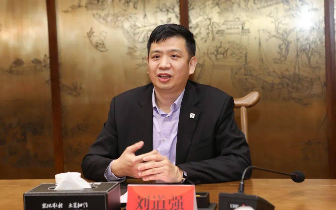 市长陈之常会见华强方特集团总裁刘道强
