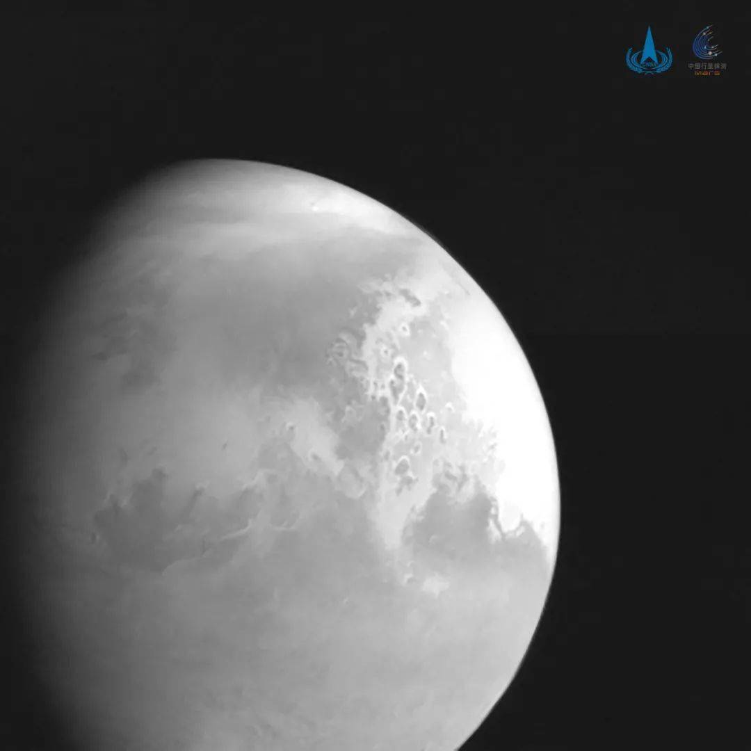 探测器|天问一号传回首幅火星图像！