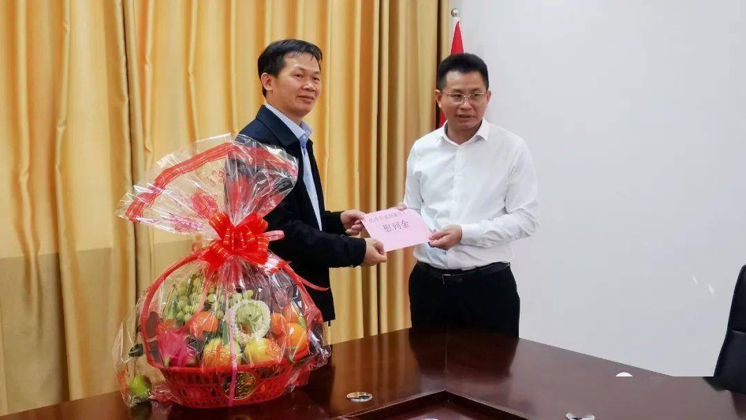 朱春保开展节前慰问活动