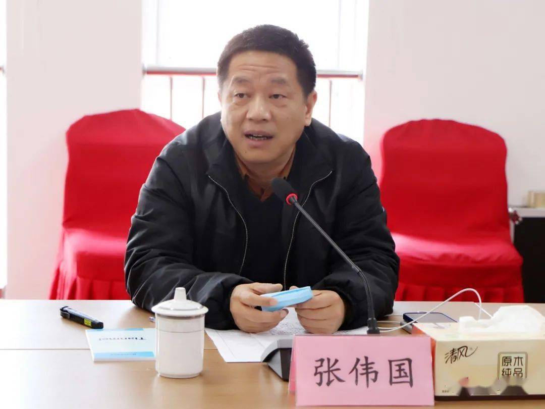 镇党委书记张伟国:此次演练按照"集中办公,统一指挥"的原则,指挥体系