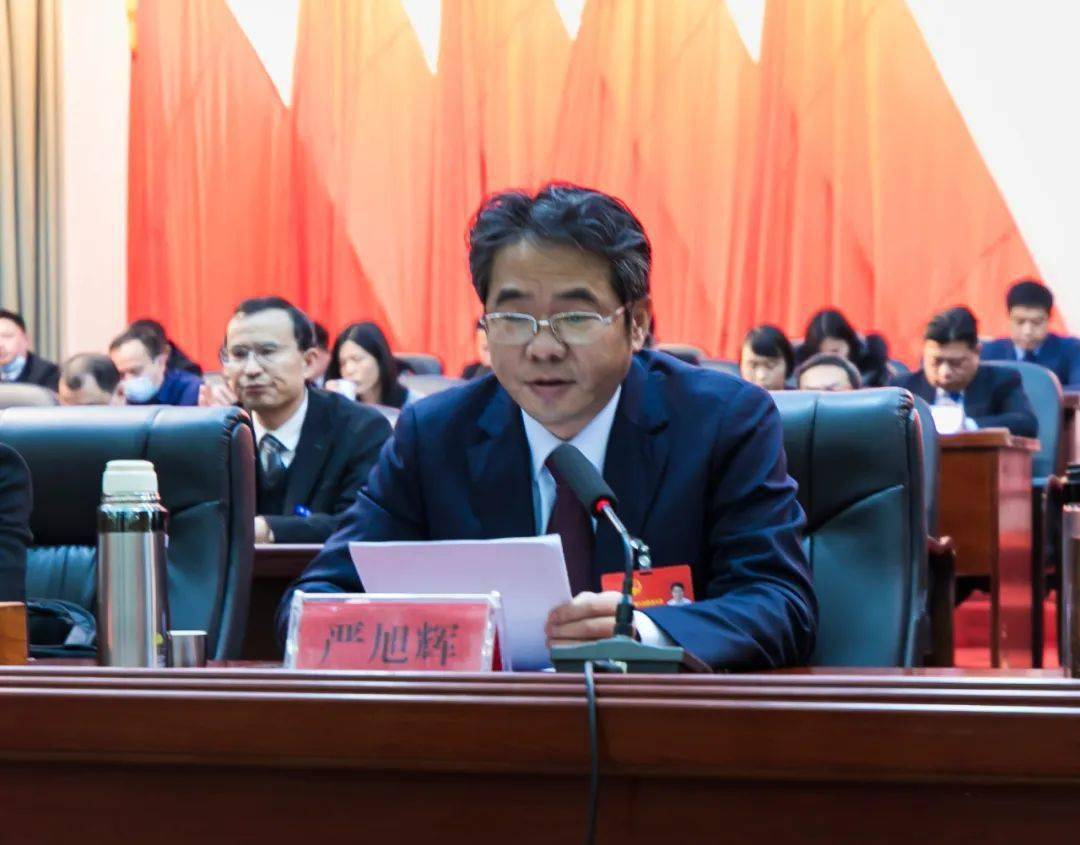 万载县第十六届人民代表大会第六次会议胜利闭幕