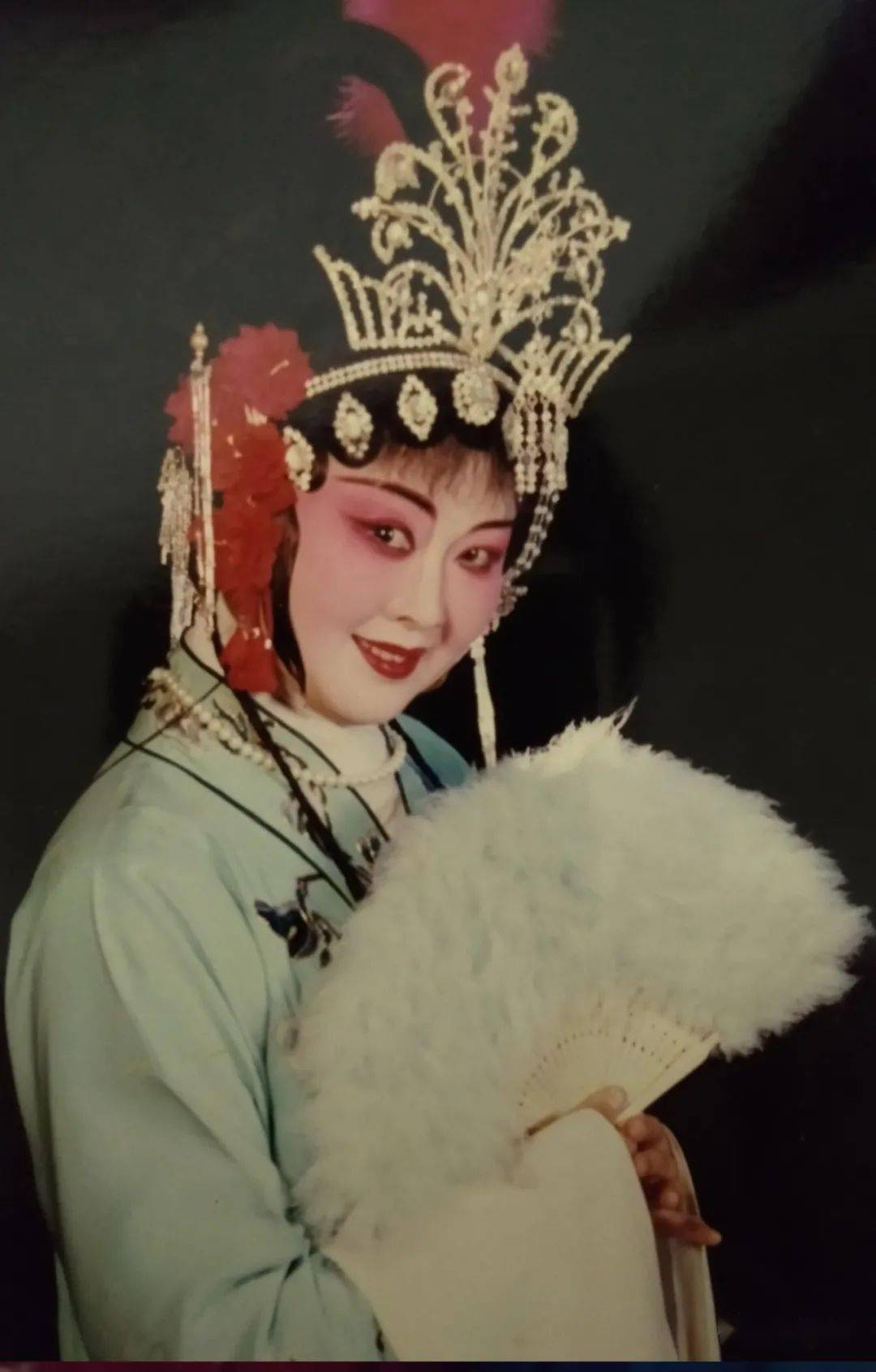 长沙花鼓戏《金盆戏莲》西湖调:昨日丢掉讨米棍,演唱:陈冬香_湖南省