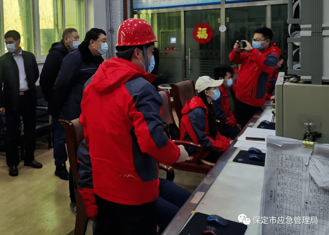 白沟新城党工委委员,管委会副主任孙宝山带队检查春节期间安全生产