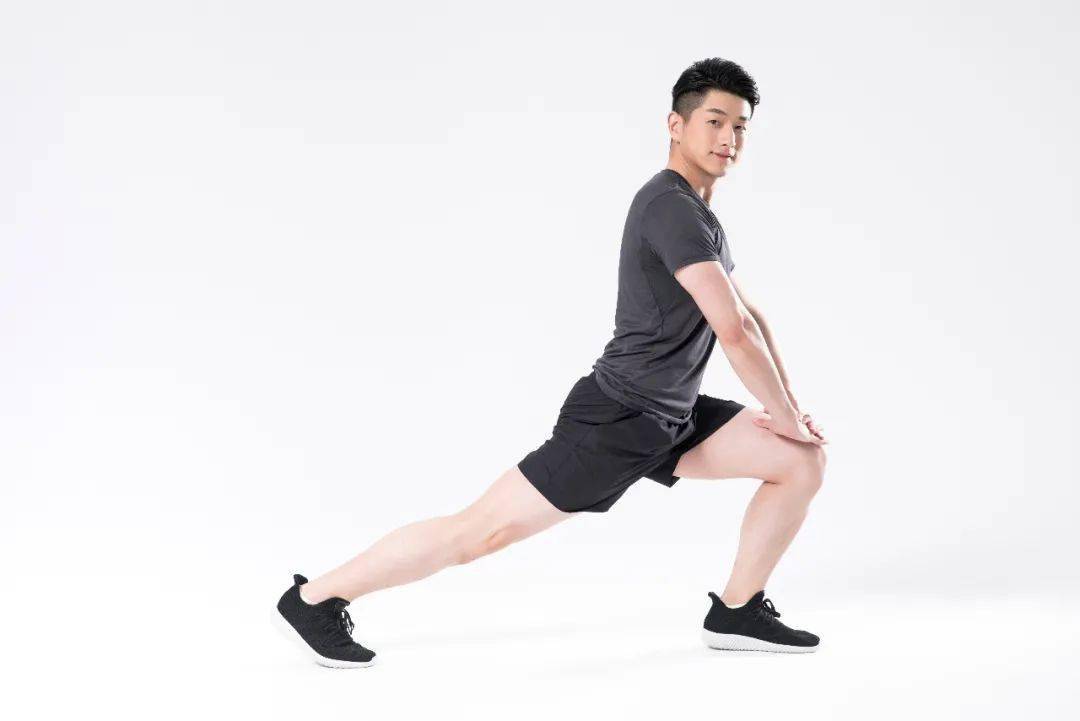 错误拉伸不是小事!轻则伤身,重则慢性自杀_运动