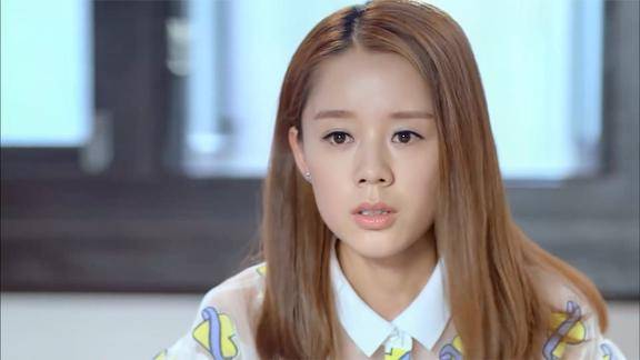 爱的阶梯皓天和田心结婚谁知婚纱照角落惊现去世的前女友